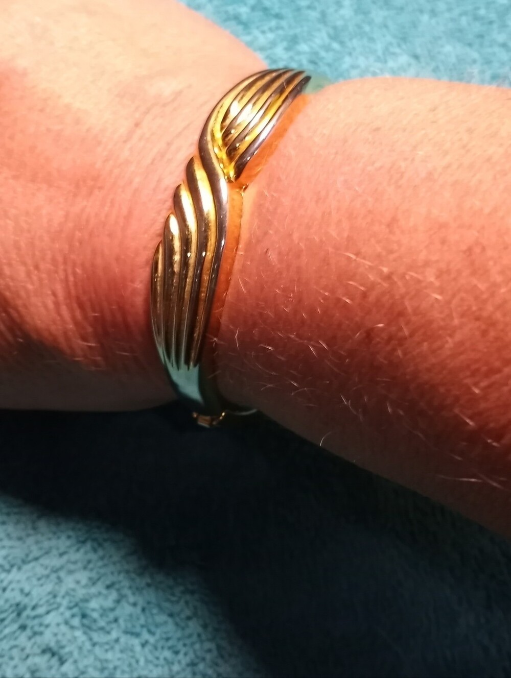 Gold Ribbed Hinged Bangle Bracelet - Women Jewelry